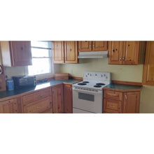 Load image into Gallery viewer, Kosh Lake Cottage Rental