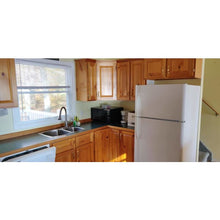 Load image into Gallery viewer, Kosh Lake Cottage Rental
